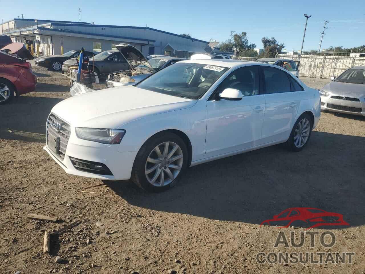 AUDI A4 2013 - WAUFFAFL6DN004835