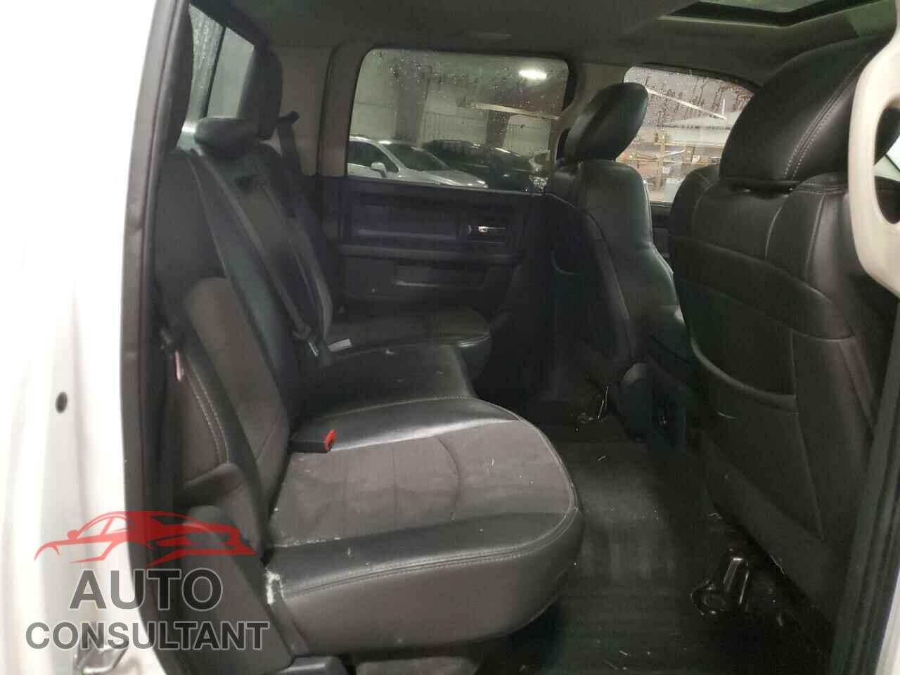 DODGE RAM 1500 2012 - 1C6RD7MT7CS204447