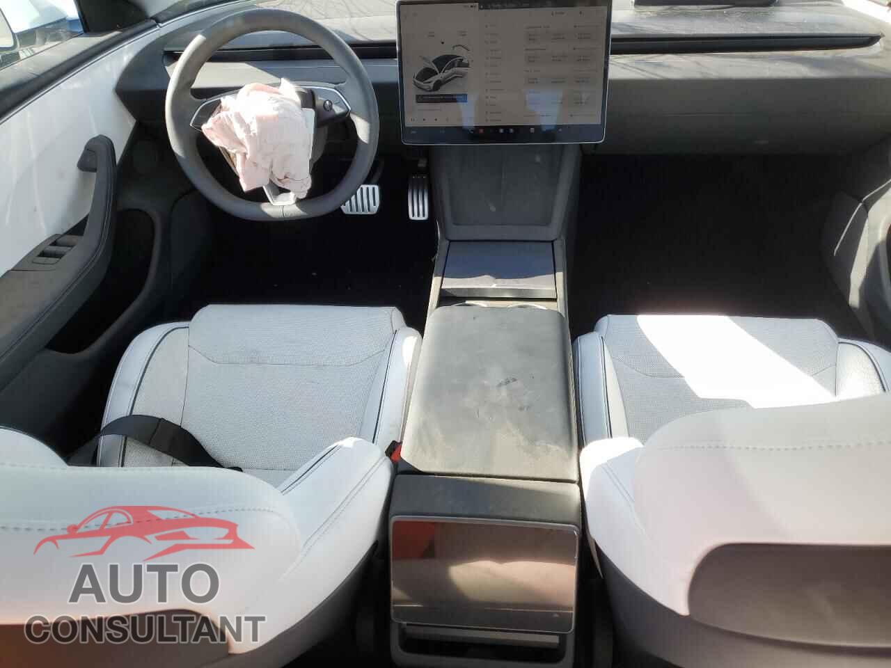 TESLA MODEL 3 2024 - 5YJ3E1ET3RF866412