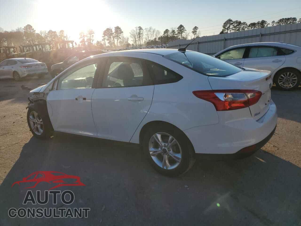 FORD FOCUS 2014 - 1FADP3F22EL180472