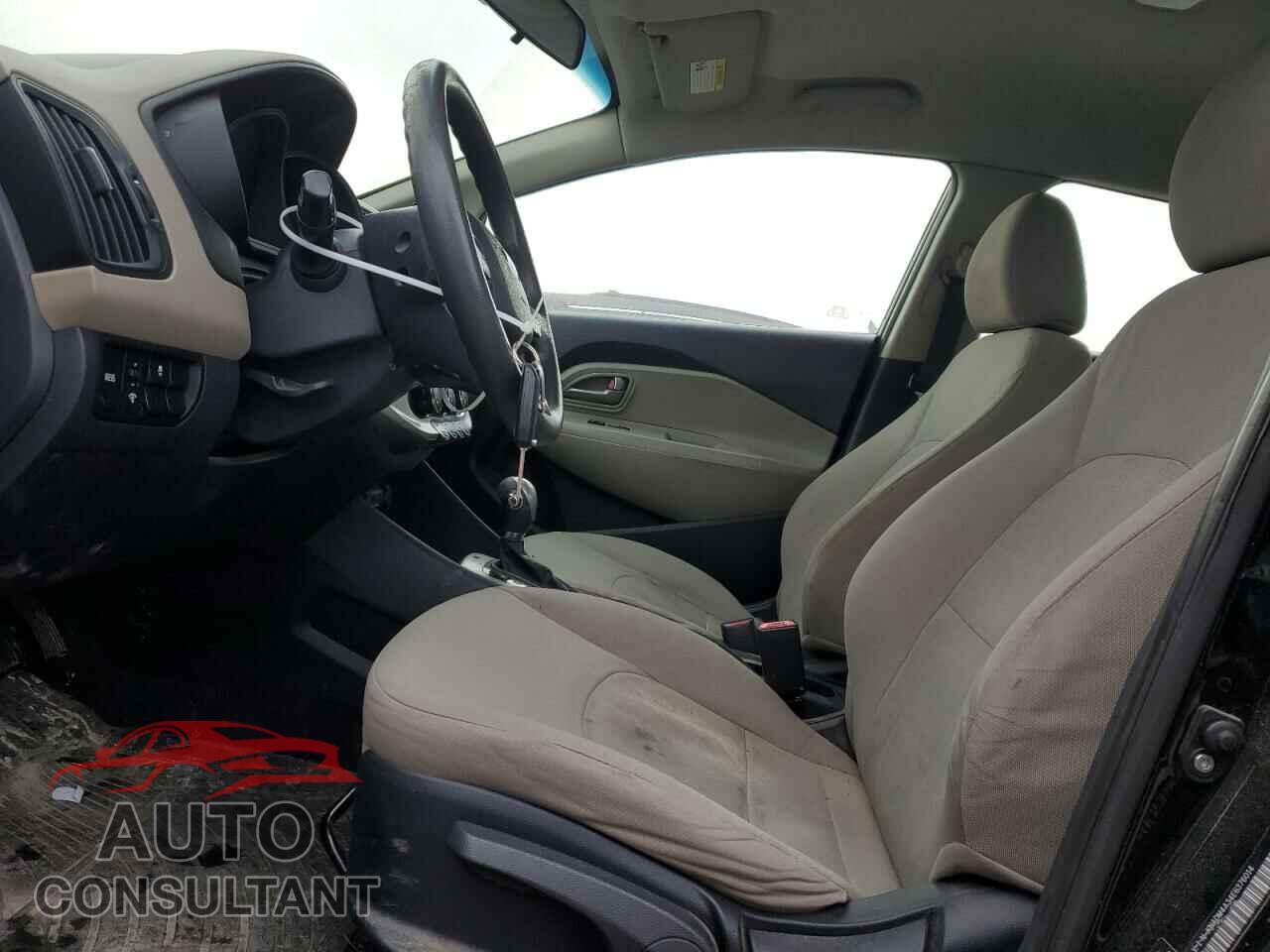 KIA RIO 2014 - KNADM4A34E6376014