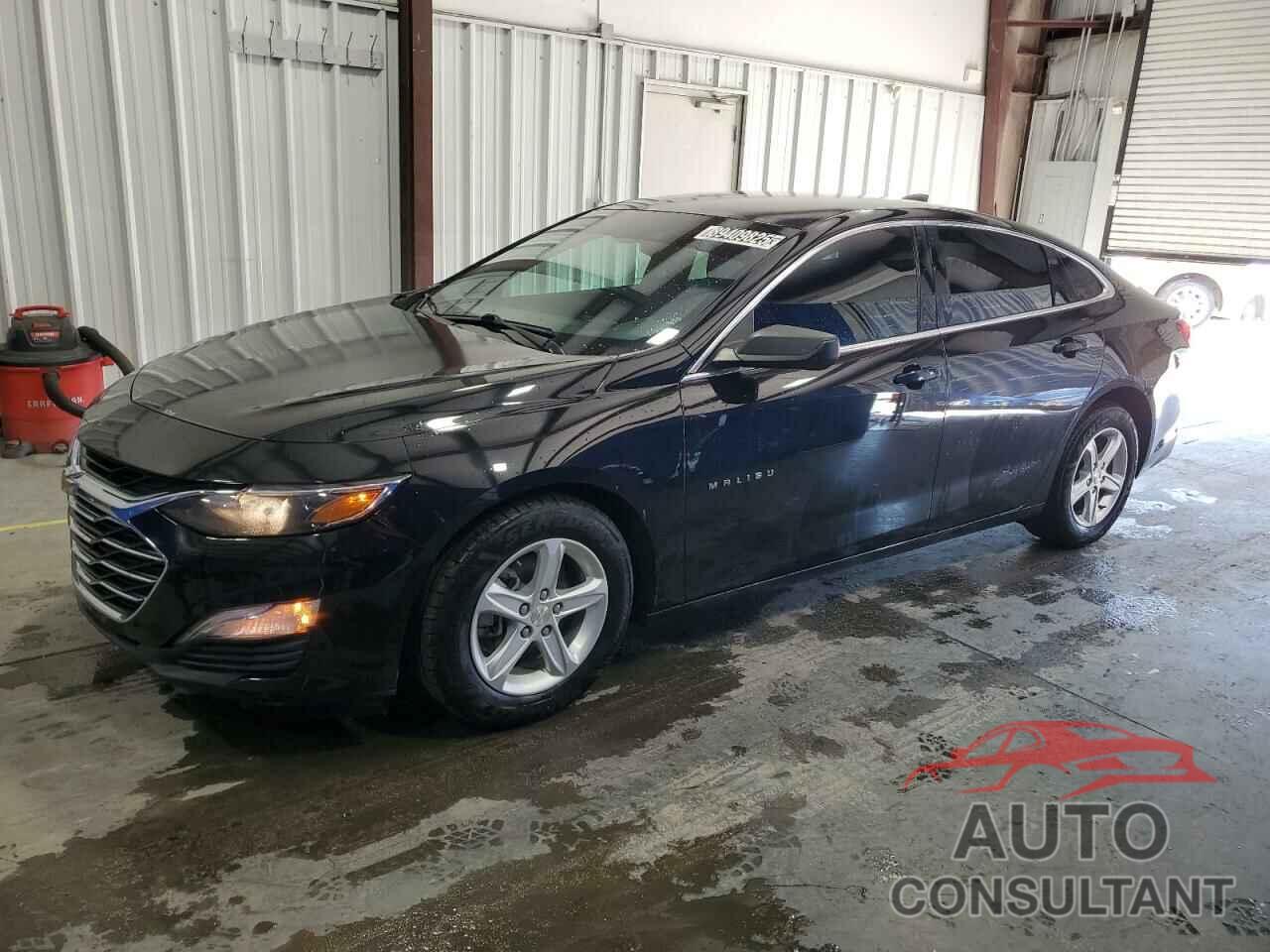 CHEVROLET MALIBU 2020 - 1G1ZB5ST1LF023495