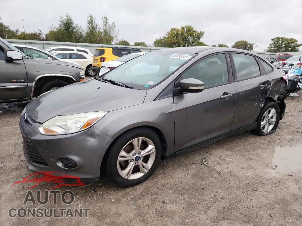 FORD FOCUS 2013 - 1FADP3F22DL334323