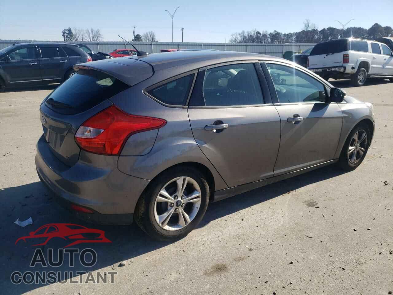FORD FOCUS 2014 - 1FADP3K25EL262038