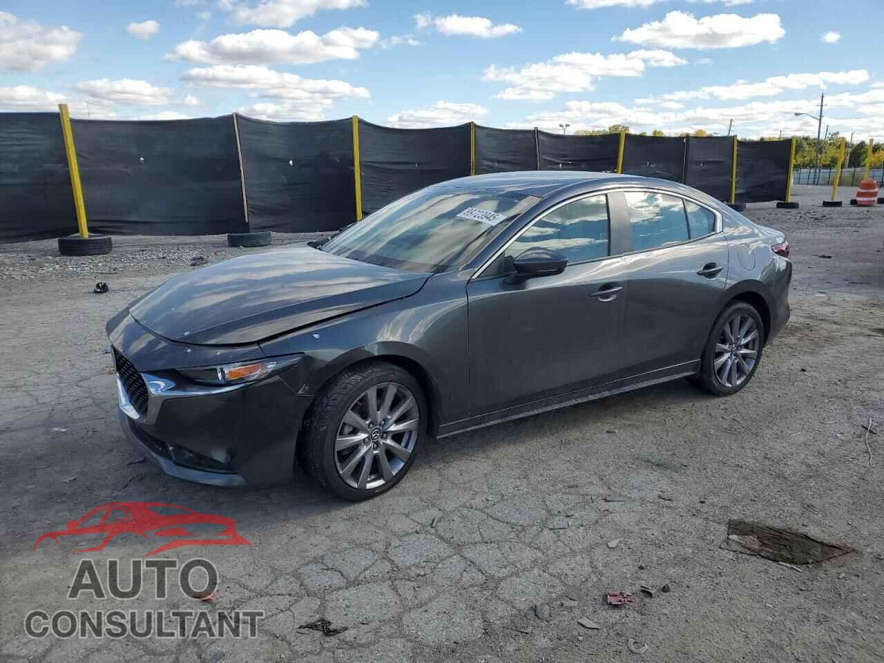 MAZDA 3 2019 - JM1BPBAM0K1115860