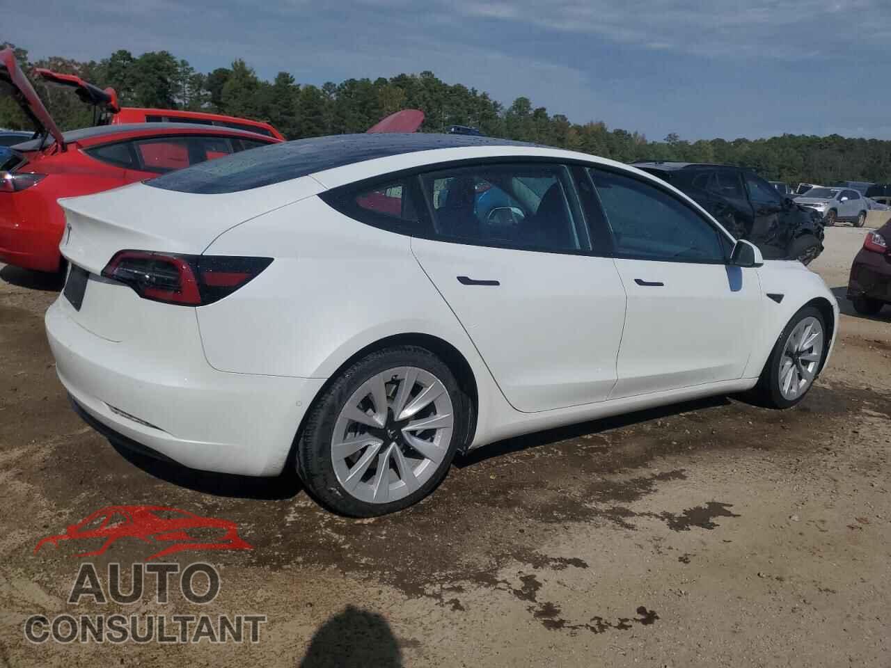 TESLA MODEL 3 2022 - 5YJ3E1EA0NF369939