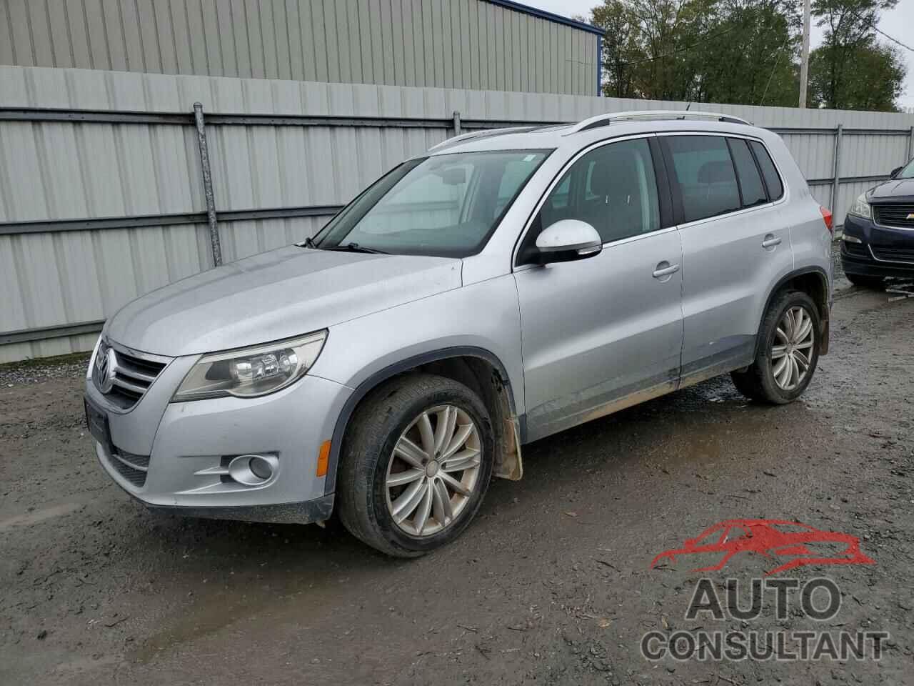 VOLKSWAGEN TIGUAN 2011 - WVGBV7AX5BW554595