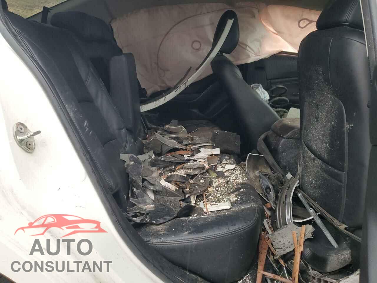 MAZDA 3 2017 - 3MZBN1V75HM100140