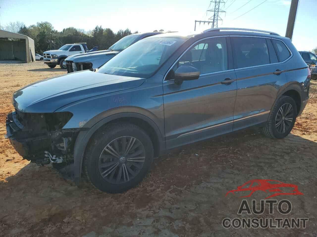 VOLKSWAGEN TIGUAN 2018 - 3VV2B7AX0JM165991