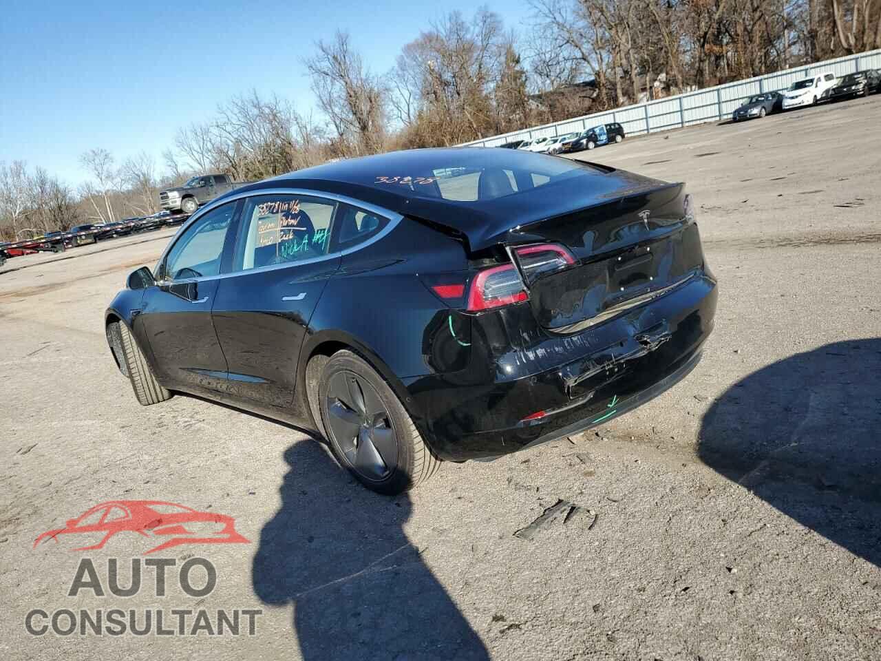 TESLA MODEL 3 2018 - 5YJ3E1EA5JF015943