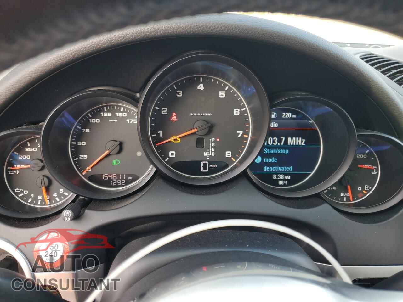 PORSCHE CAYENNE 2016 - WP1AA2A29GLA06500