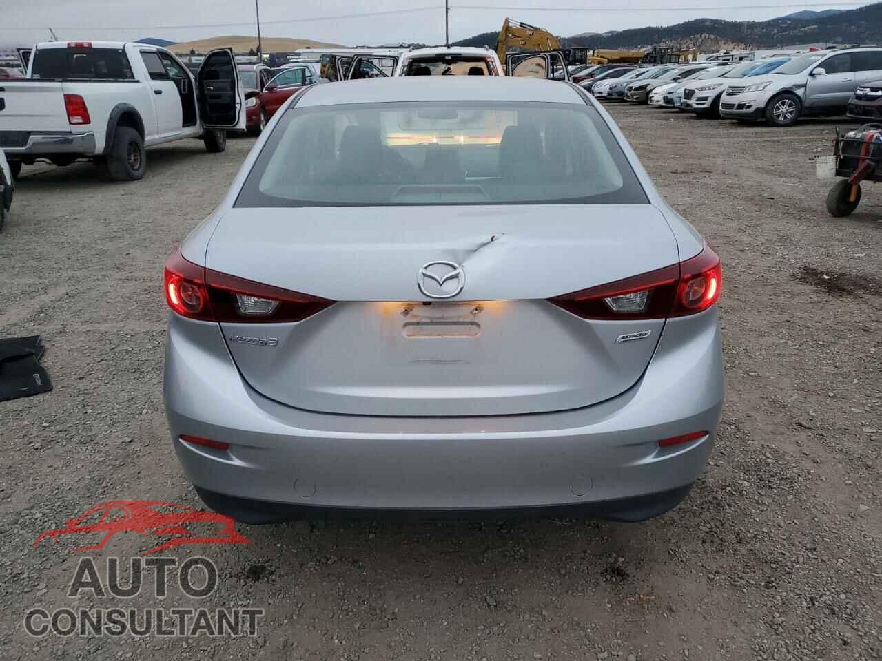 MAZDA 3 2017 - 3MZBN1U7XHM102984