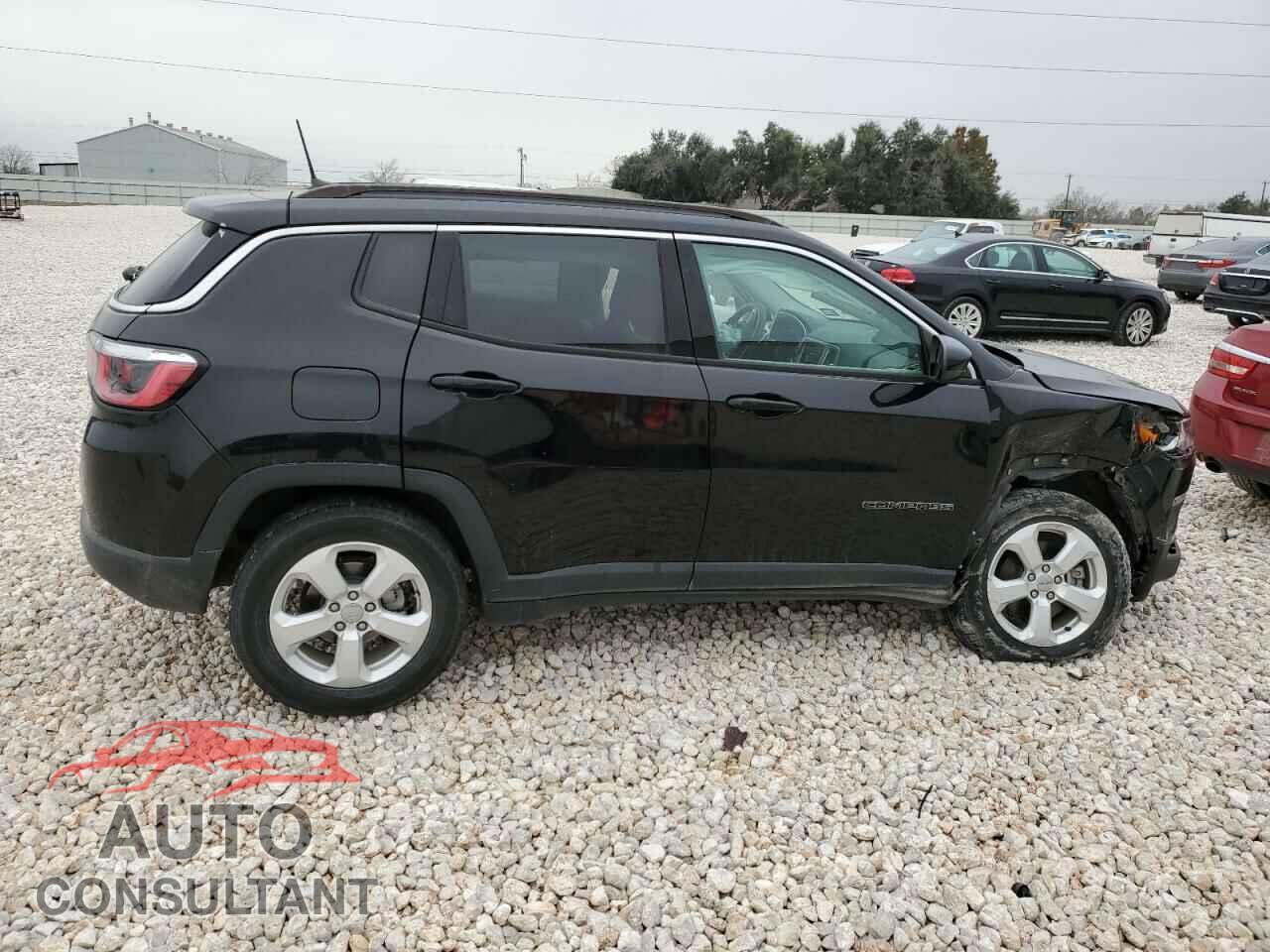 JEEP COMPASS 2018 - 3C4NJCBB7JT368411