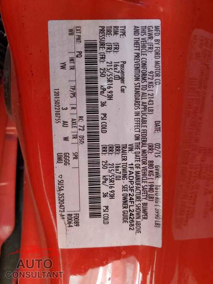 FORD FOCUS 2015 - 1FADP3F24FL242682