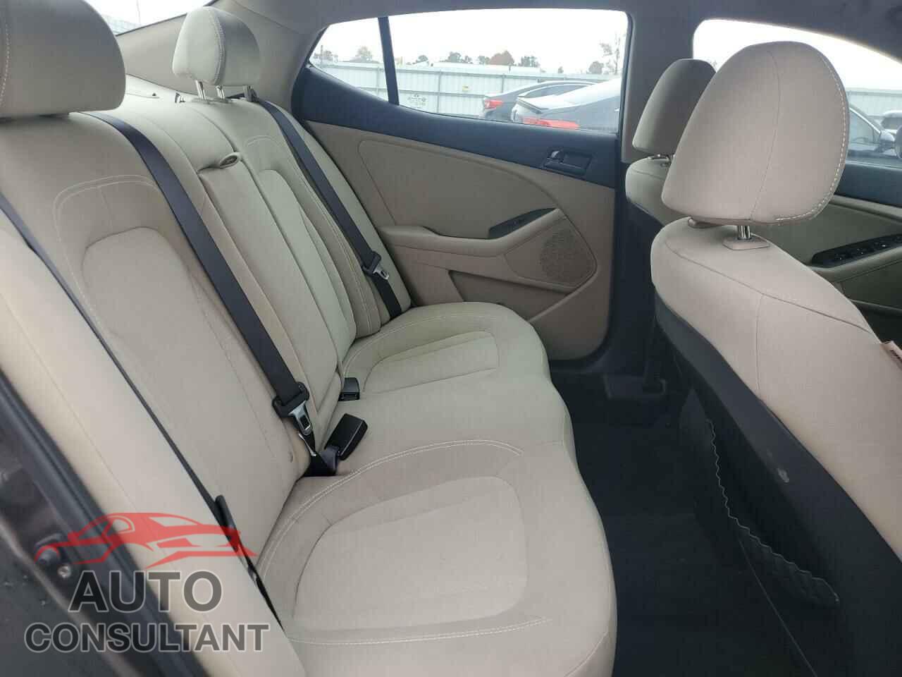 KIA OPTIMA 2011 - KNAGM4A77B5067817