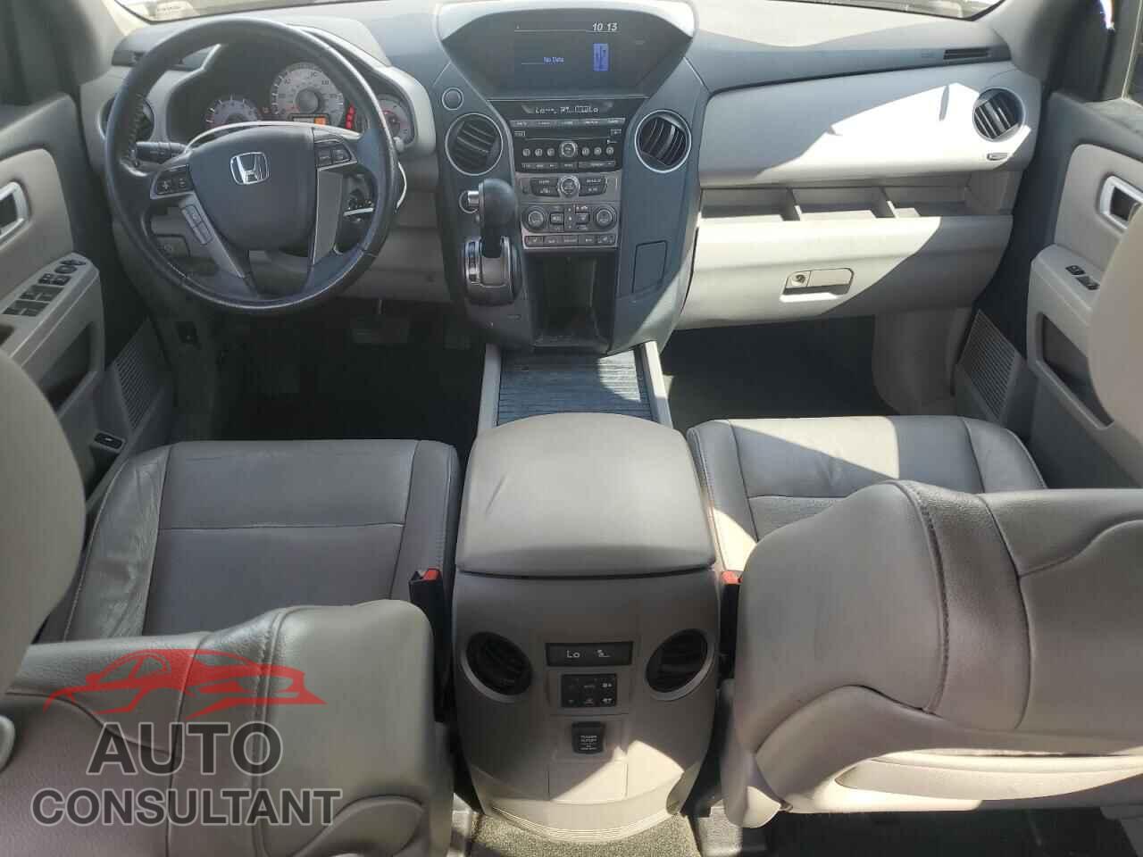 HONDA PILOT 2015 - 5FNYF4H57FB024458
