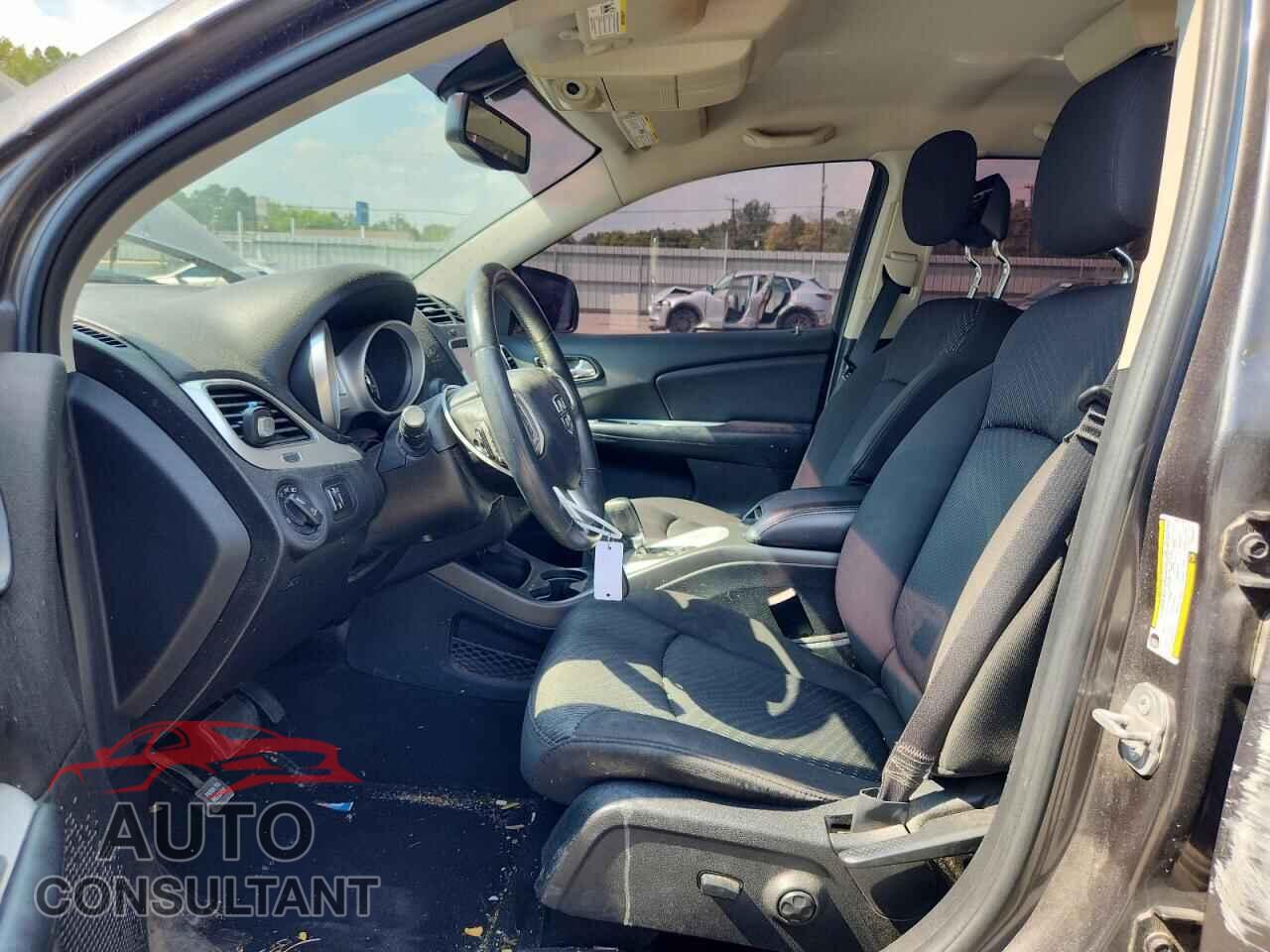 DODGE JOURNEY 2015 - 3C4PDCBB4FT655017
