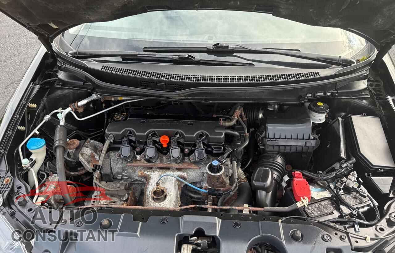 HONDA CIVIC 2013 - 2HGFB2F54DH574283
