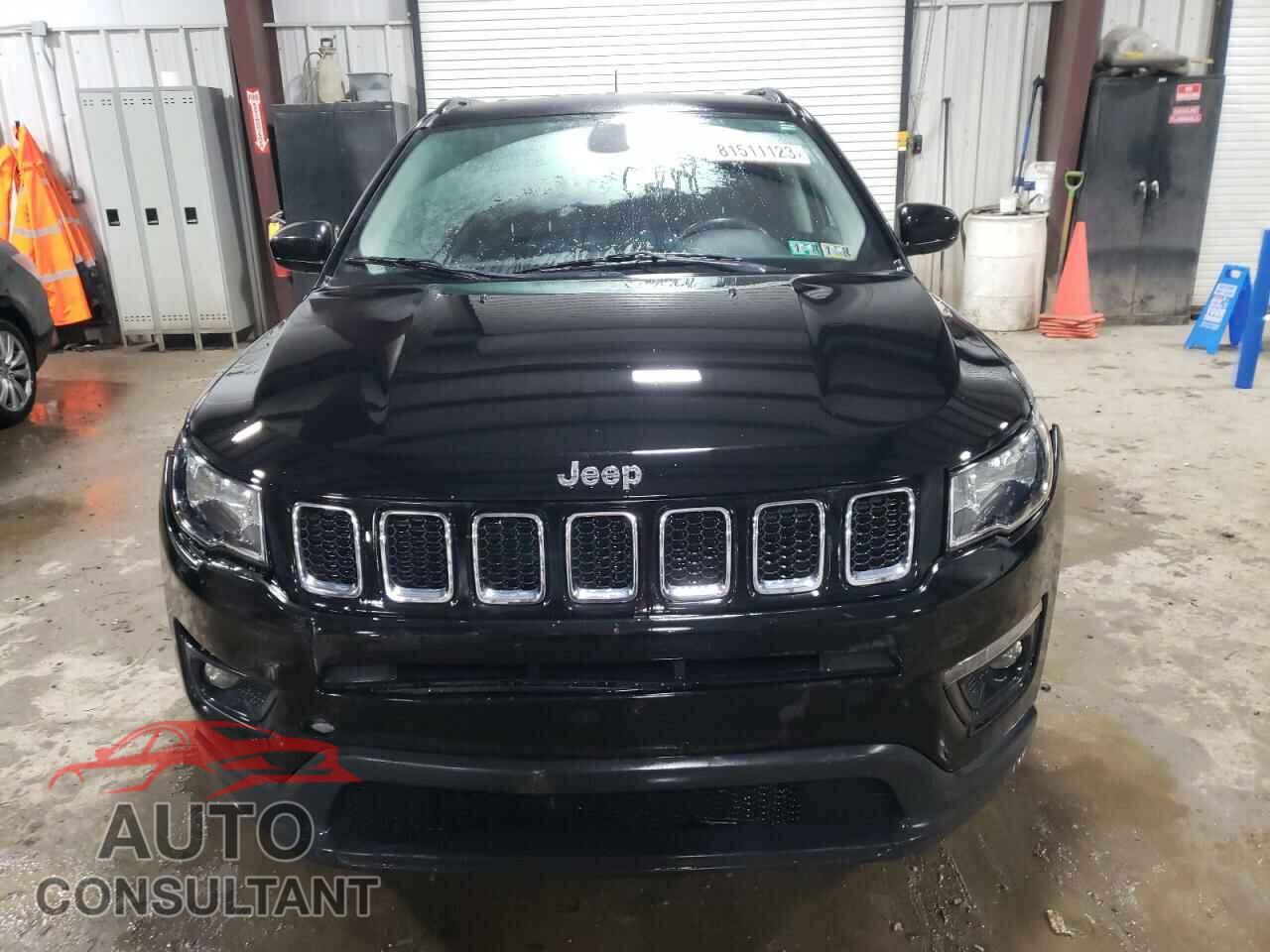 JEEP COMPASS 2017 - 3C4NJDBB9HT629182
