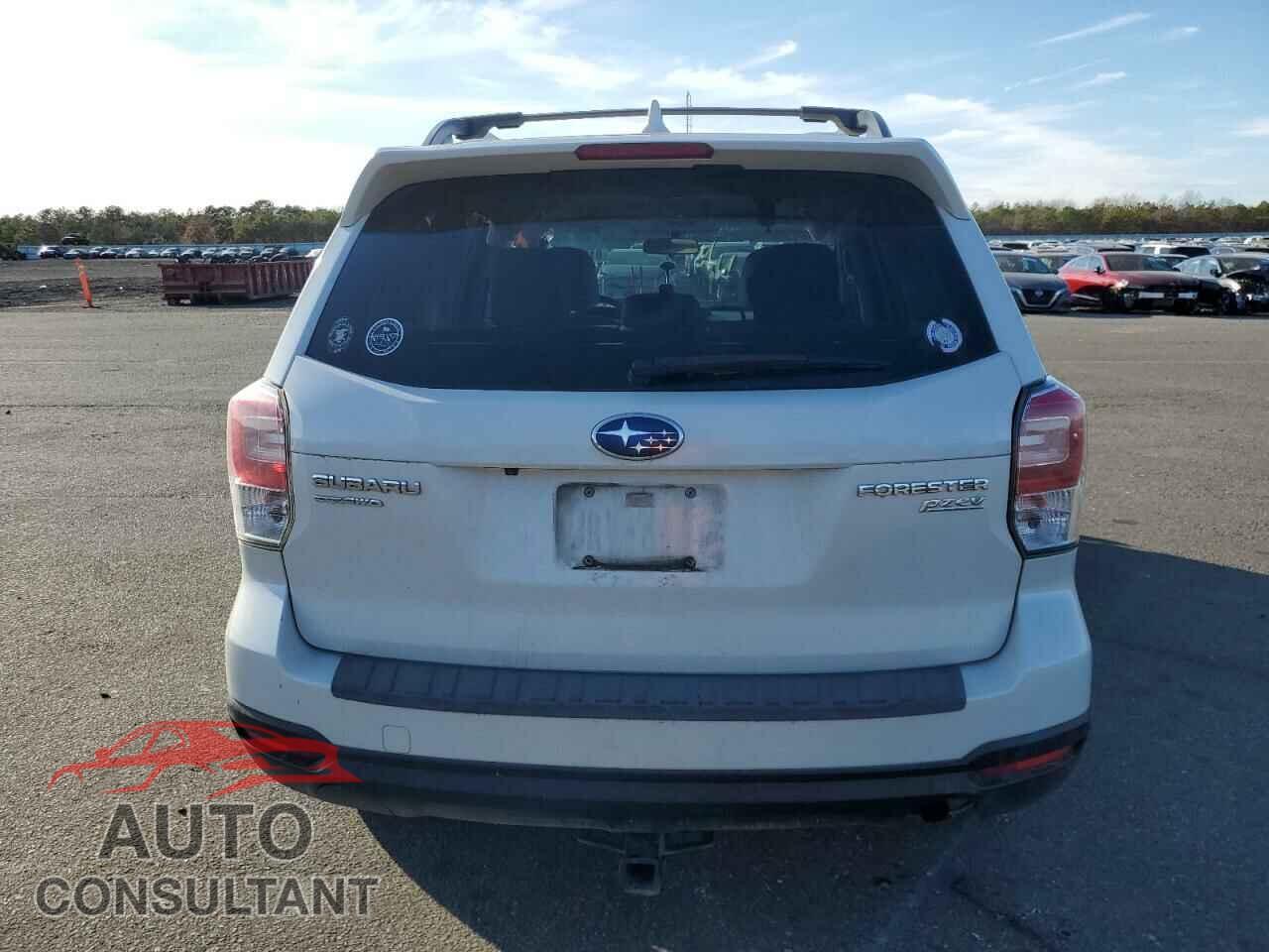 SUBARU FORESTER 2017 - JF2SJAEC4HH593732