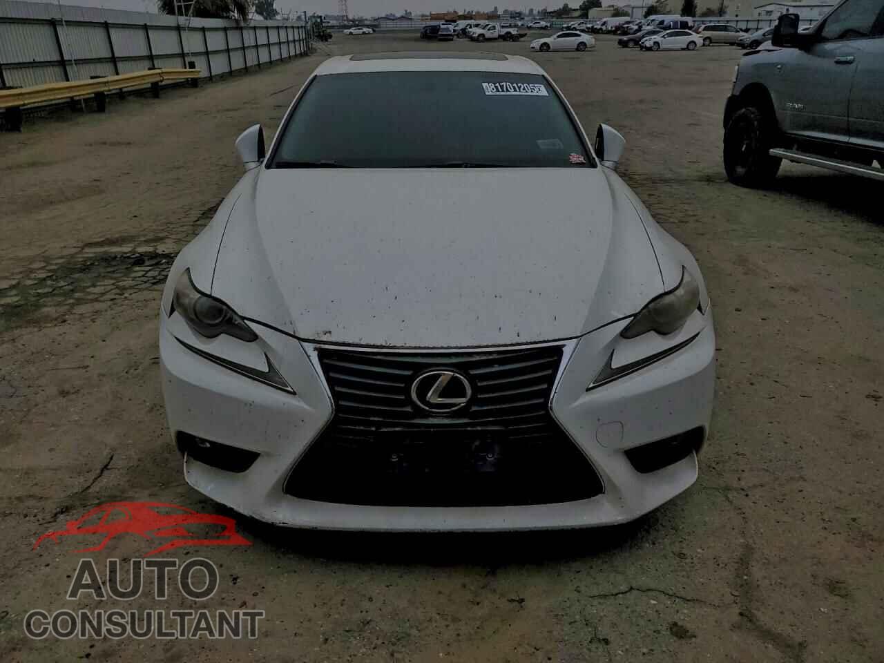LEXUS IS 2015 - JTHBF1D22F5068559