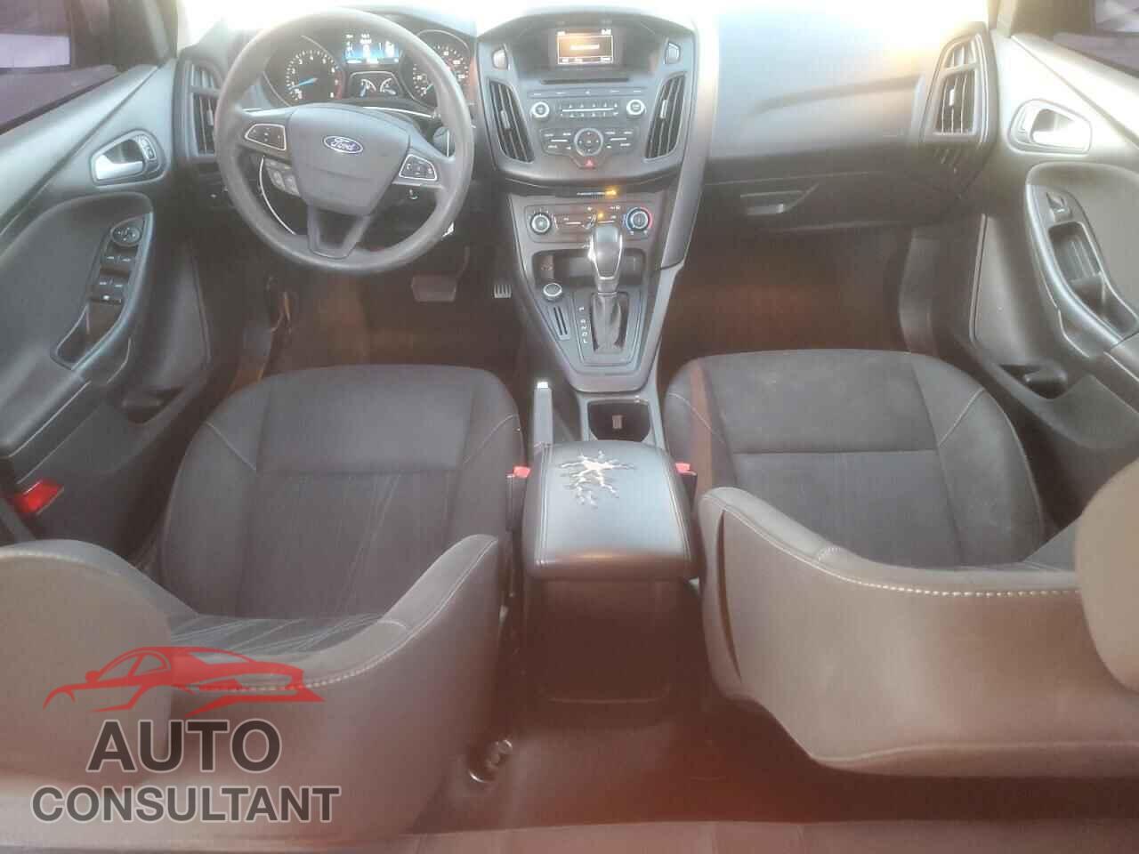 FORD FOCUS 2017 - 1FADP3F2XHL217711