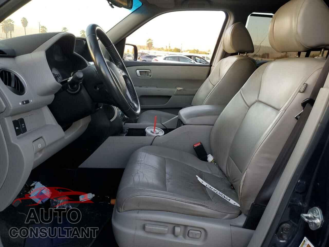HONDA PILOT 2009 - 5FNYF38829B004918