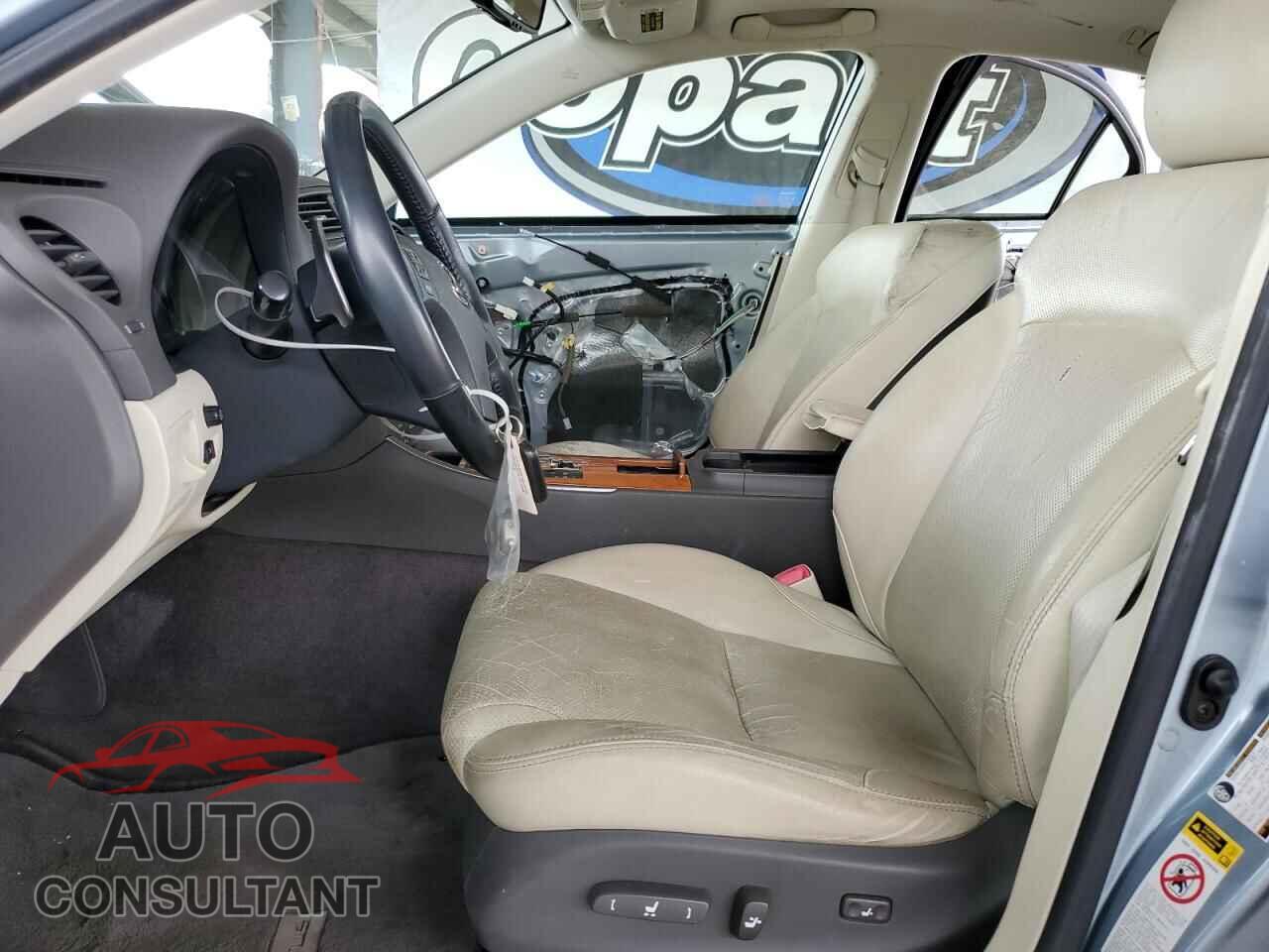 LEXUS IS 2009 - JTHBK262095097559