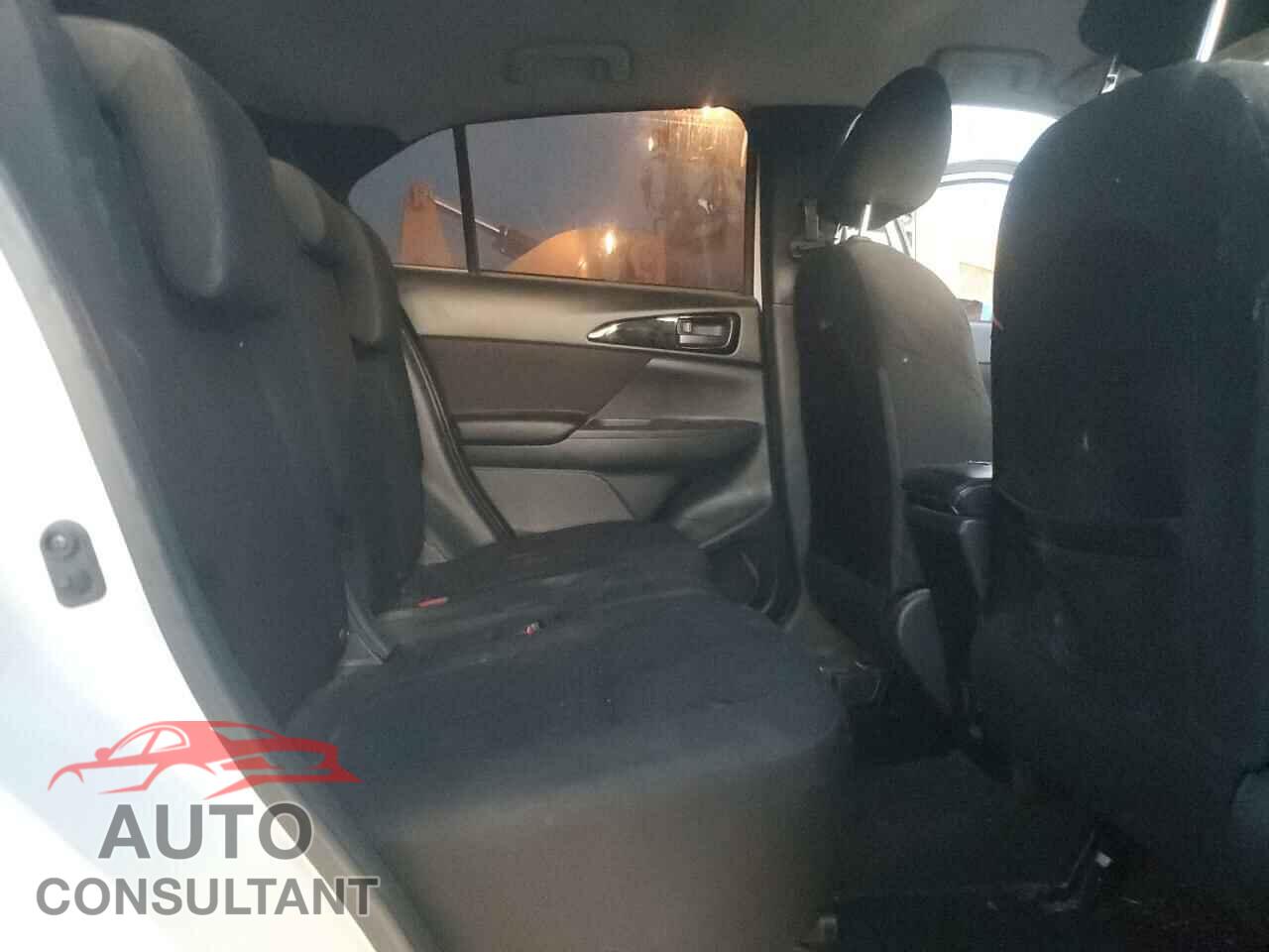 MITSUBISHI ECLIPSE 2018 - JA4AT4AA7JZ063985
