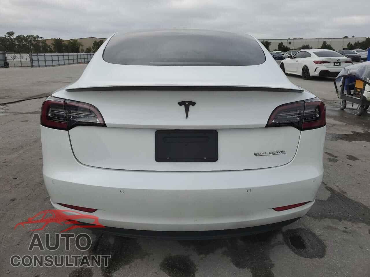 TESLA MODEL 3 2021 - 5YJ3E1EC5MF914436