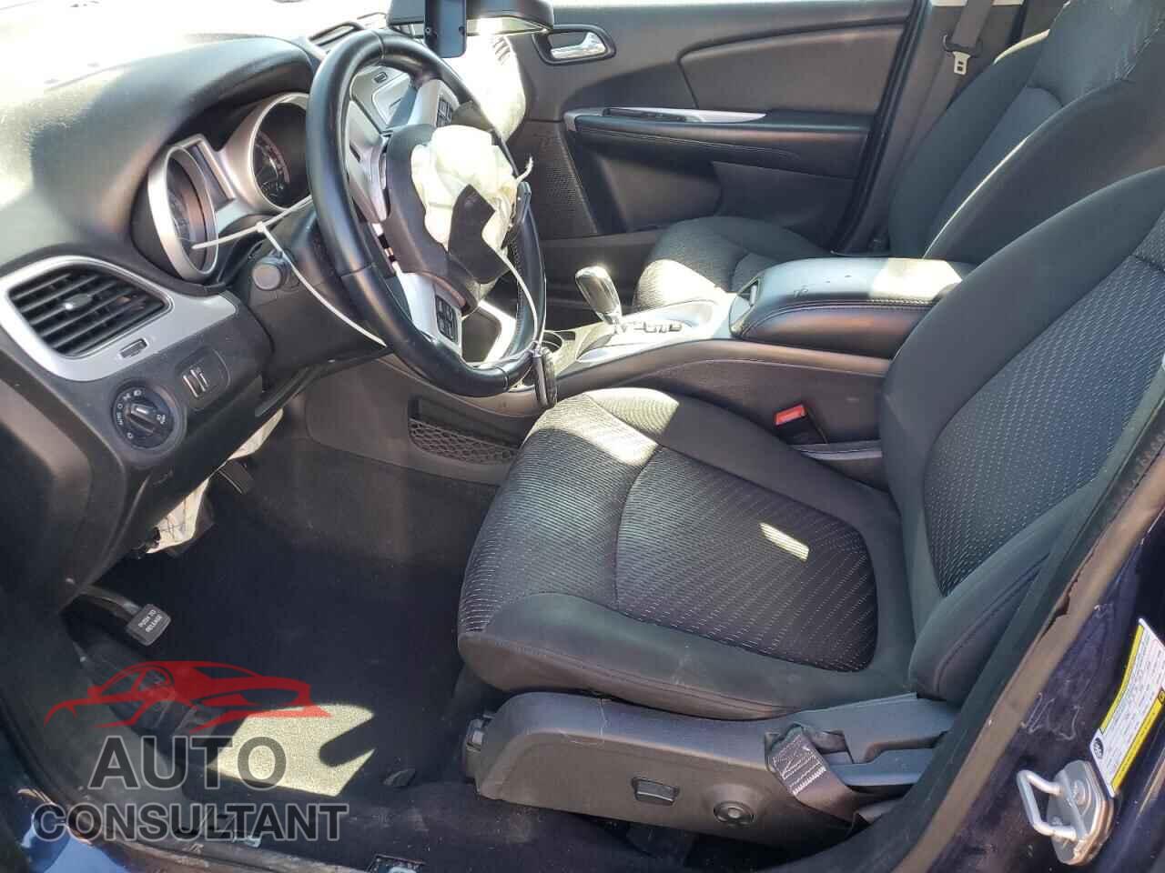 DODGE JOURNEY 2019 - 3C4PDCBB8KT694218