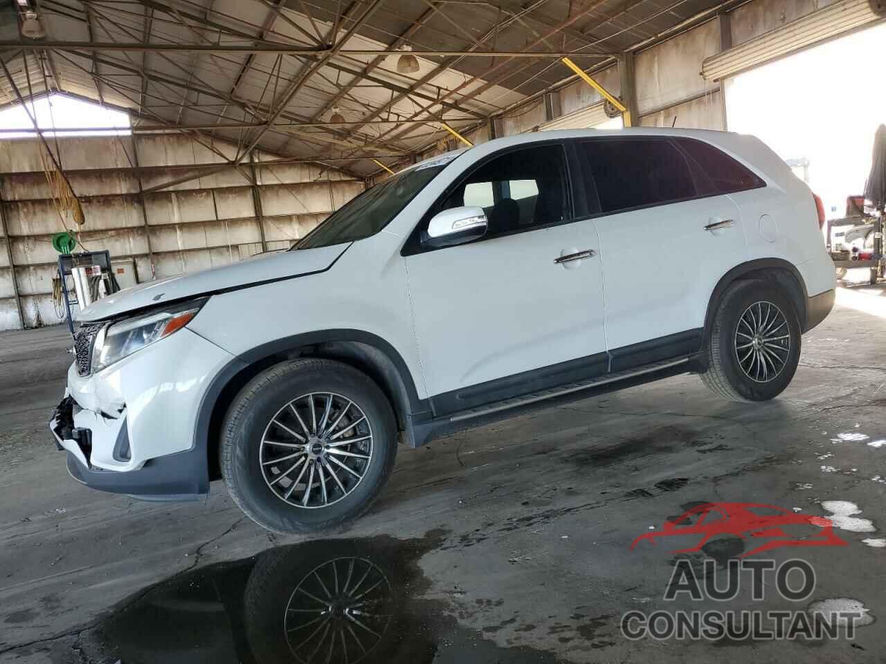 KIA SORENTO 2015 - 5XYKT3A63FG626925