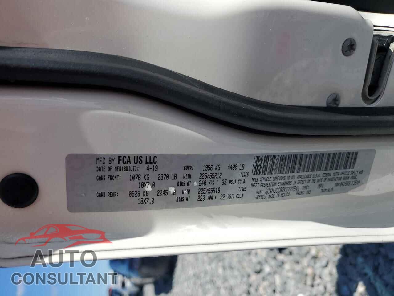 JEEP COMPASS 2019 - 3C4NJCCB2KT772541