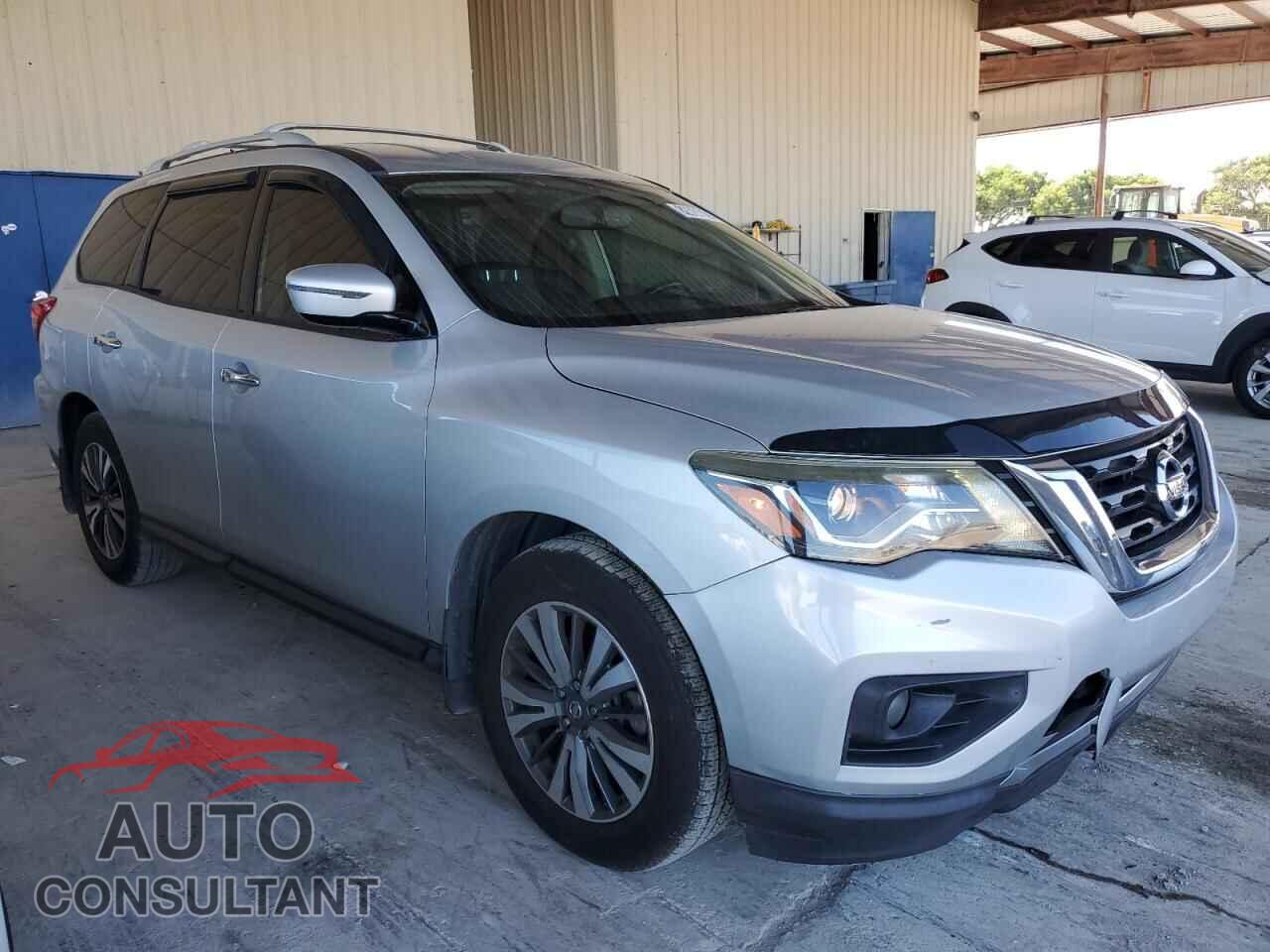 NISSAN PATHFINDER 2017 - 5N1DR2MN9HC629075