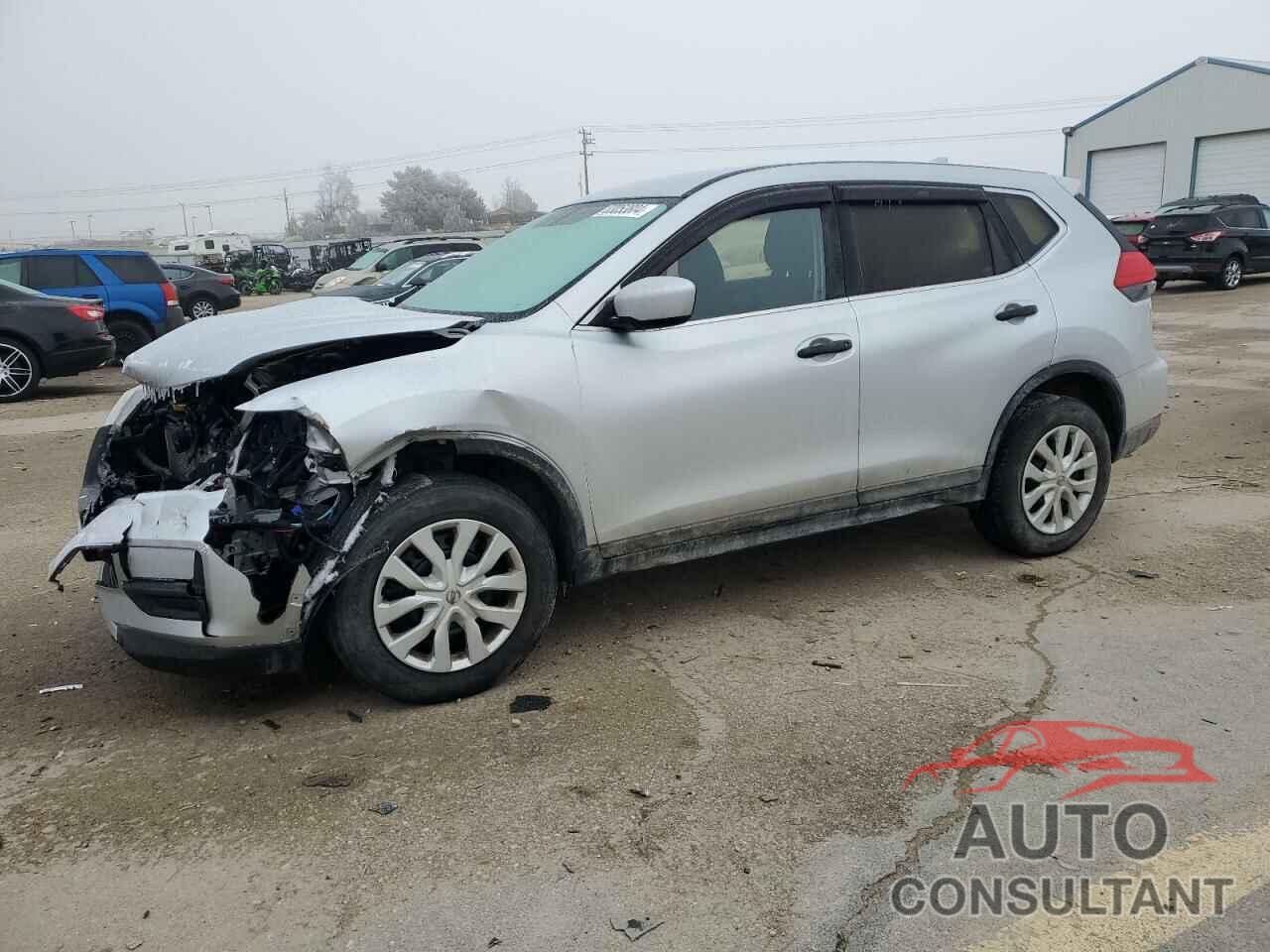 NISSAN ROGUE 2017 - KNMAT2MVXHP526085