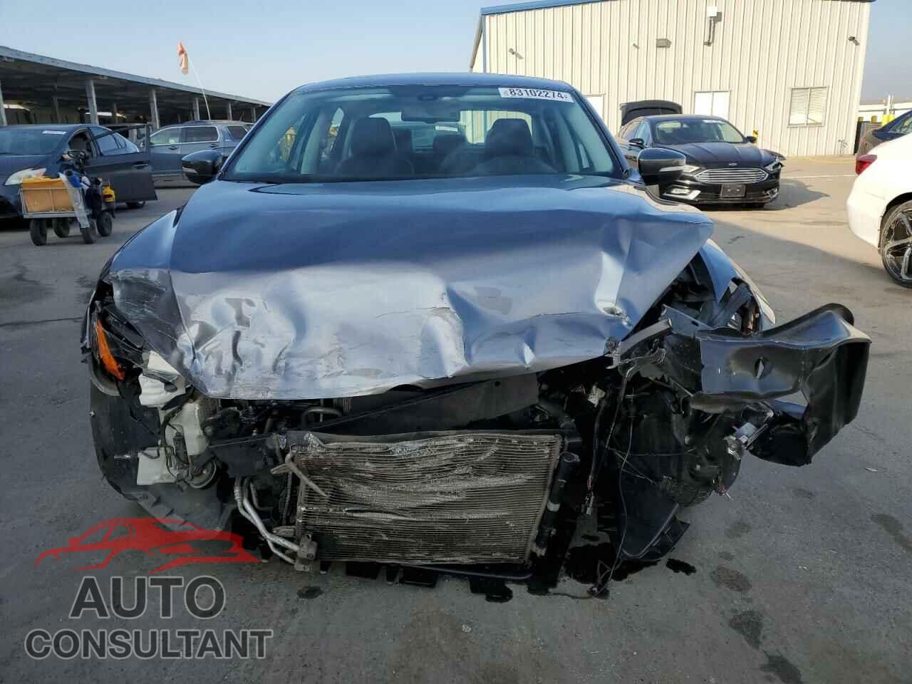 VOLKSWAGEN PASSAT 2013 - 1VWCP7A38DC108233