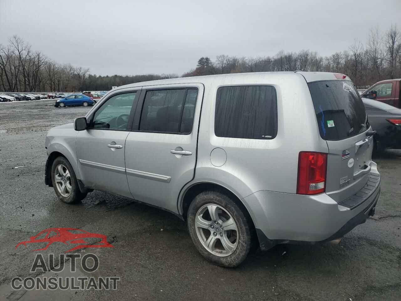 HONDA PILOT 2013 - 5FNYF4H54DB069192