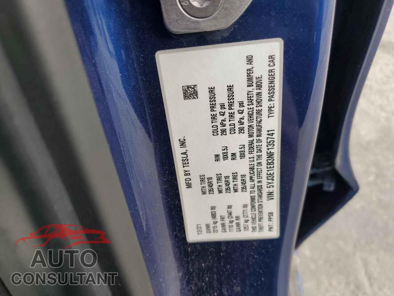TESLA MODEL 3 2022 - 5YJ3E1EB3NF135741