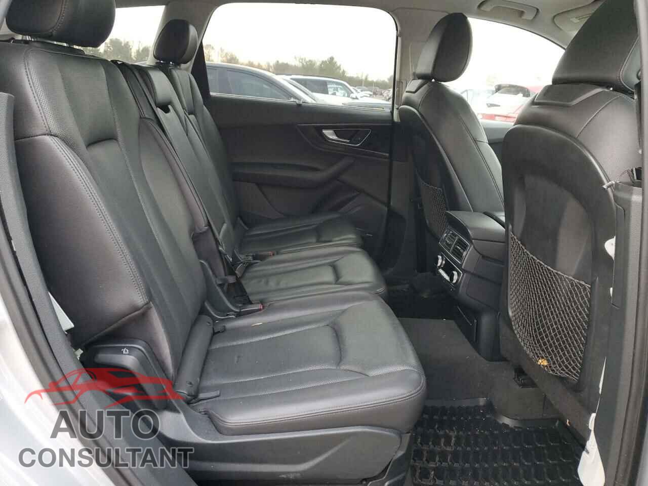AUDI Q7 2017 - WA1LAAF73HD001663