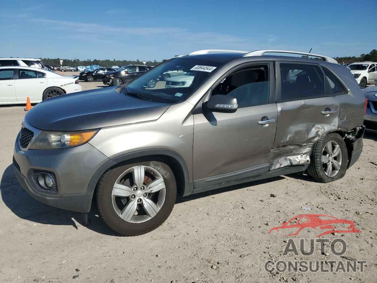 KIA SORENTO 2013 - 5XYKU4A2XDG396751
