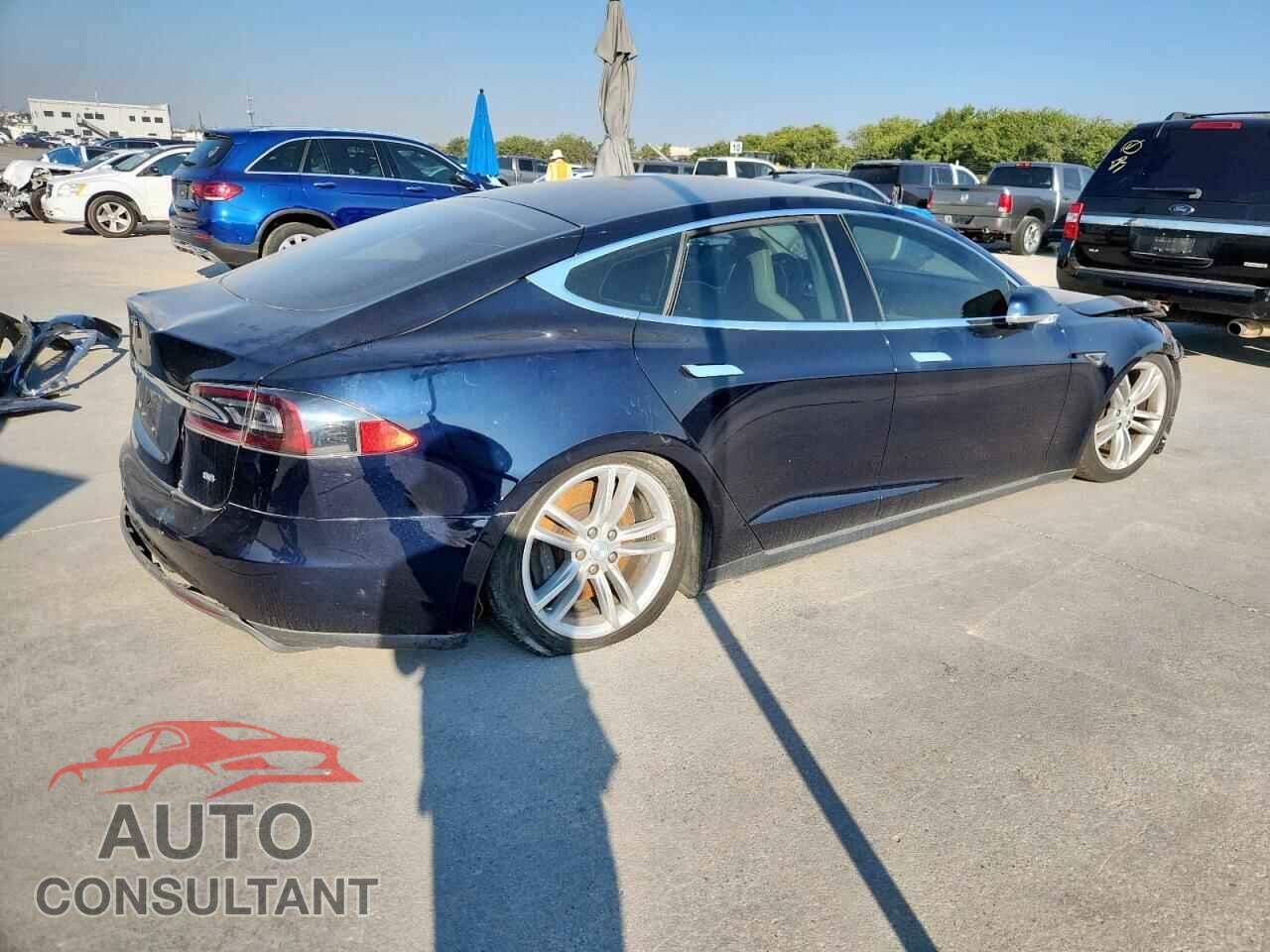 TESLA MODEL S 2013 - 5YJSA1CN4DFP13171