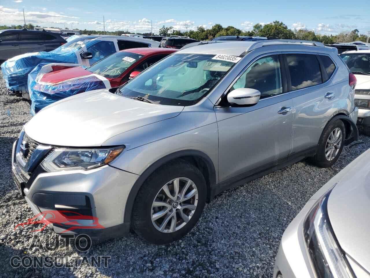 NISSAN ROGUE 2017 - KNMAT2MT8HP527377