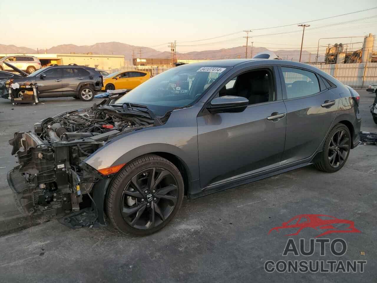HONDA CIVIC 2017 - SHHFK7H40HU409664
