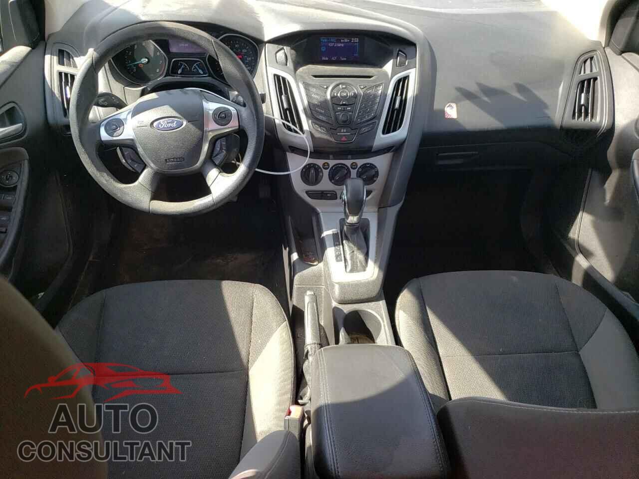 FORD FOCUS 2013 - 1FADP3F2XDL195008