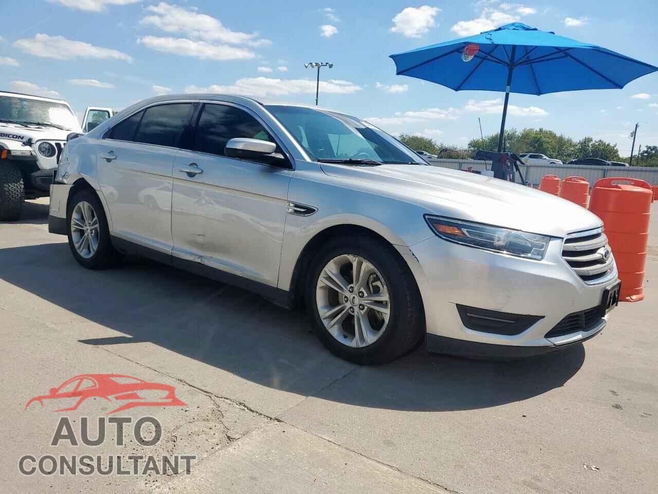 FORD TAURUS 2015 - 1FAHP2E82FG207259