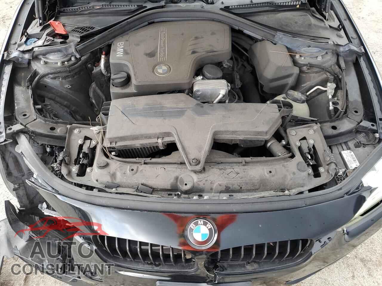 BMW 3 SERIES 2018 - WBA8A9C58JK623106