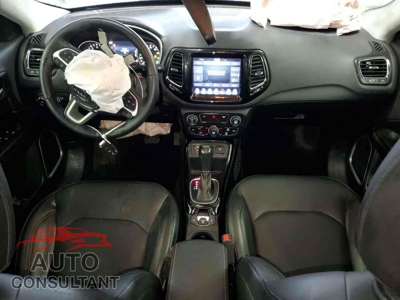 JEEP COMPASS 2018 - 3C4NJCCBXJT462748