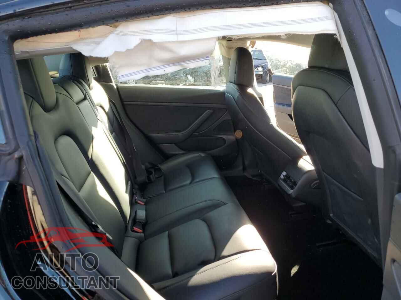 TESLA MODEL 3 2021 - 5YJ3E1EA8MF871323