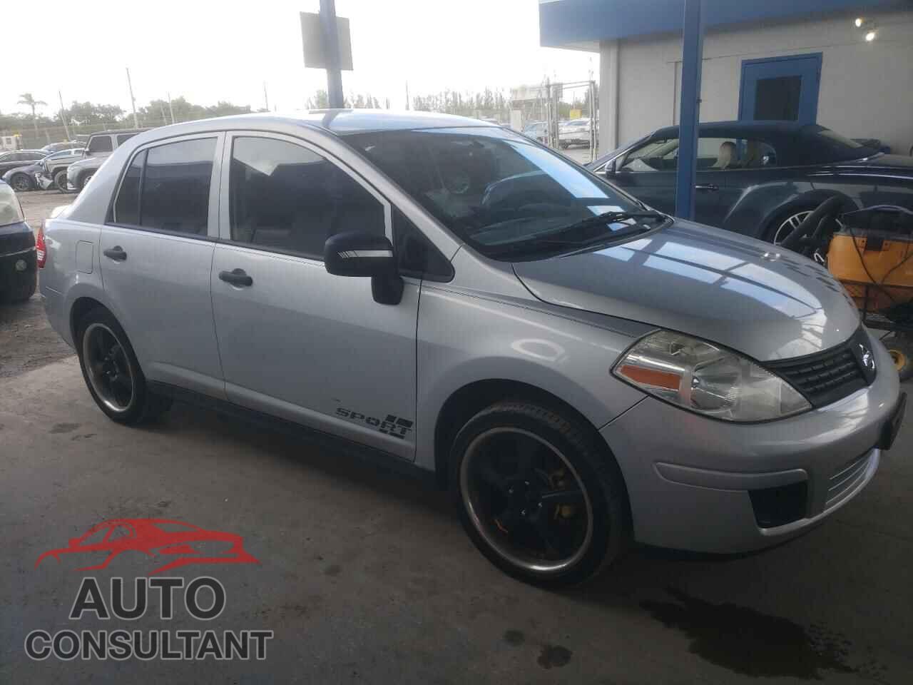 NISSAN VERSA 2011 - 3N1CC1AP2BL382319