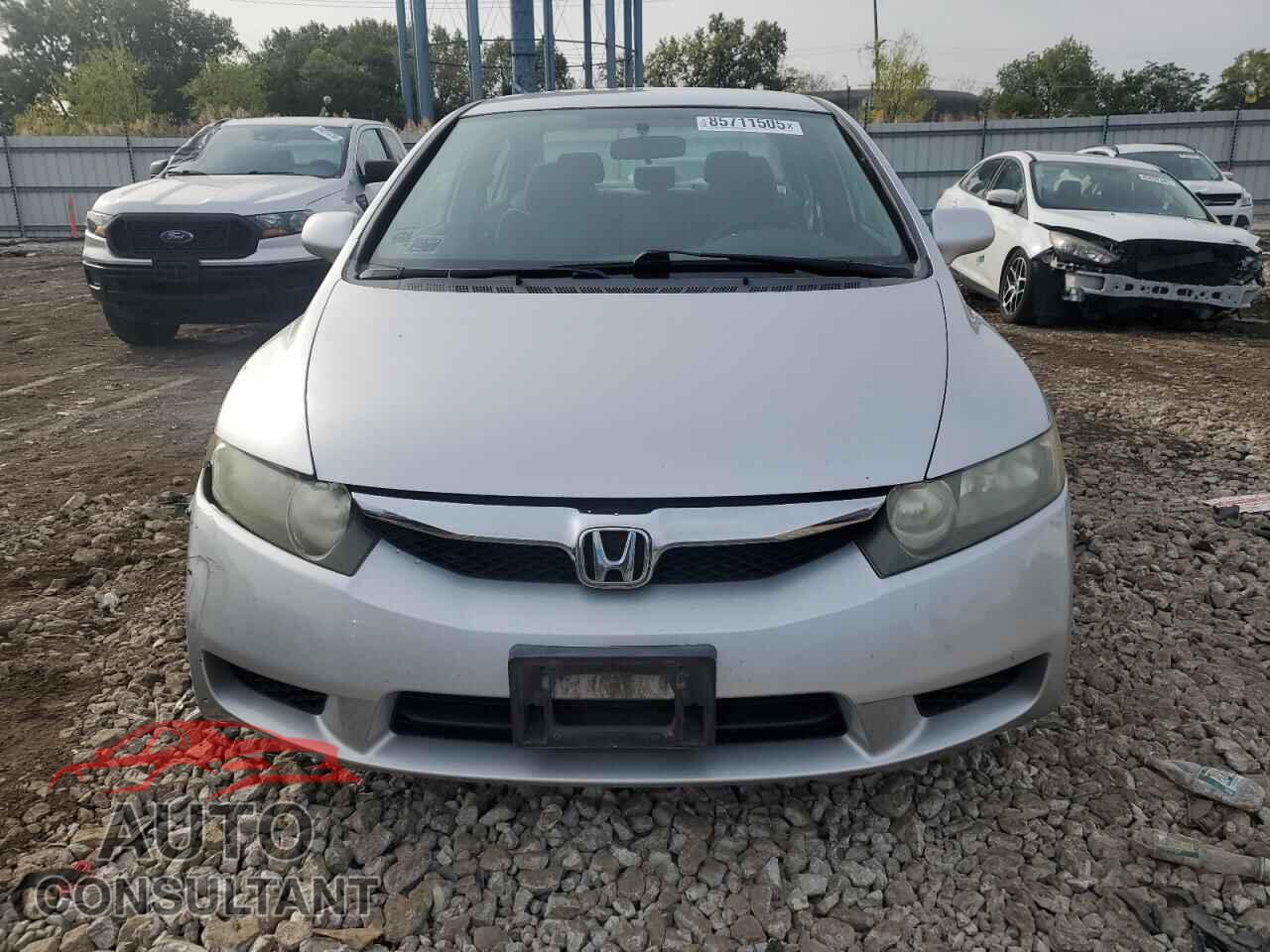 HONDA CIVIC 2010 - 19XFA1F58AE010252